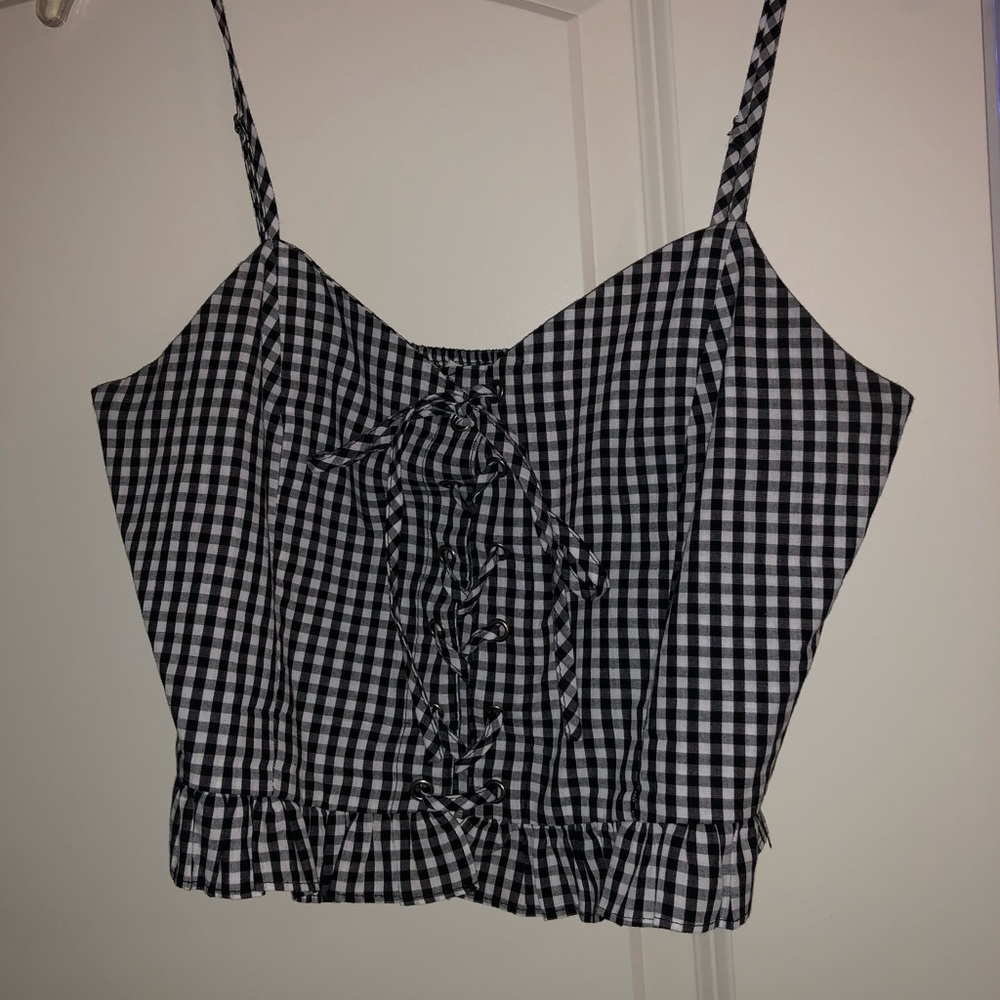 Tully’s lace up tank top